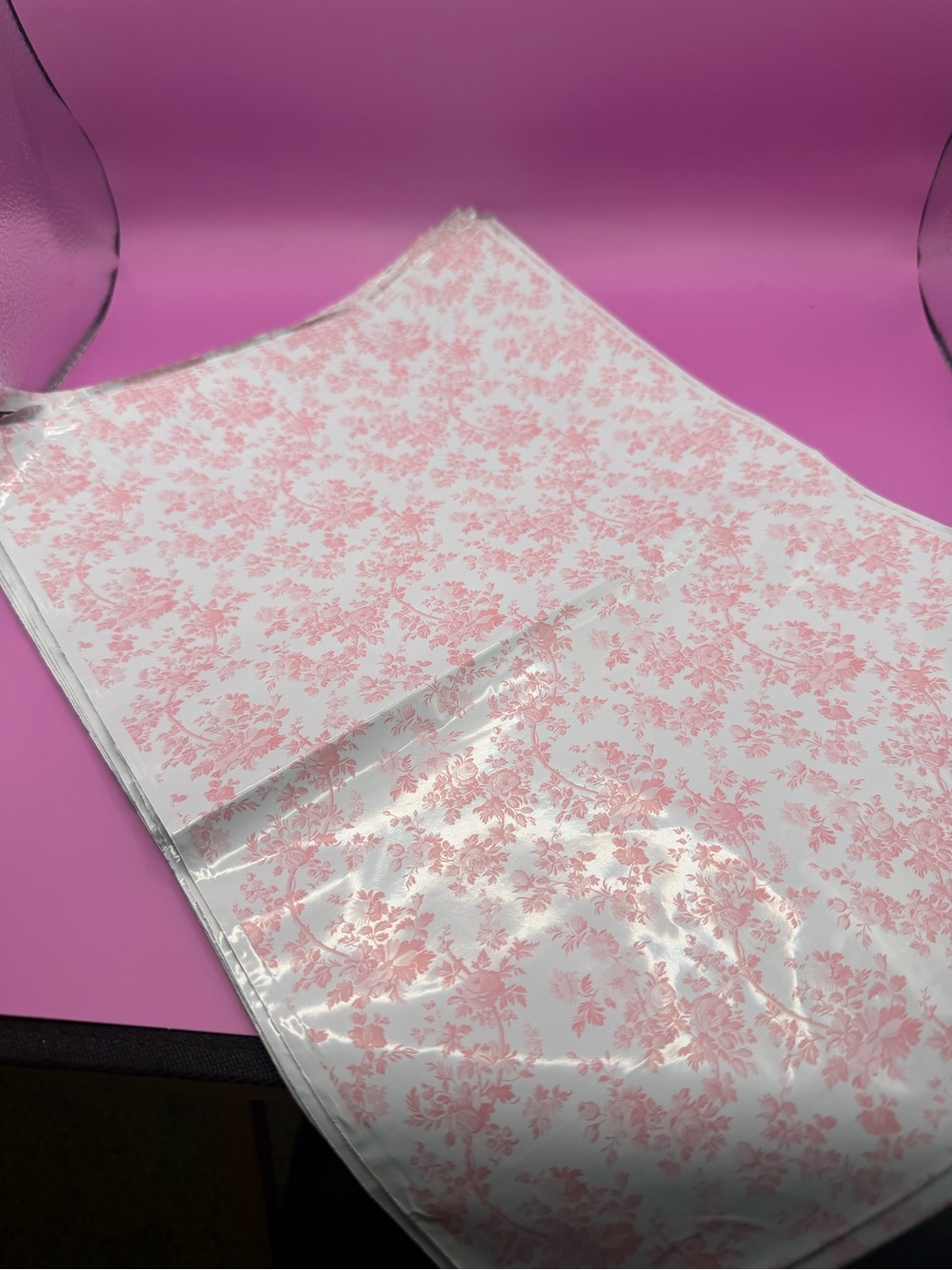 25 - 10x13 Pink Floral Polymailers